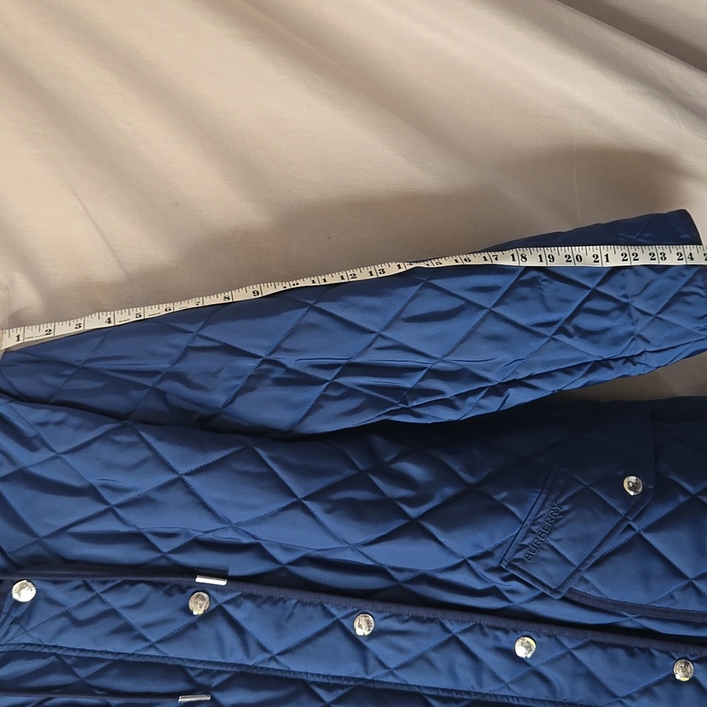 Burberry Blue Quilted Puffer Jacket with Hood - Picture 12 of 14